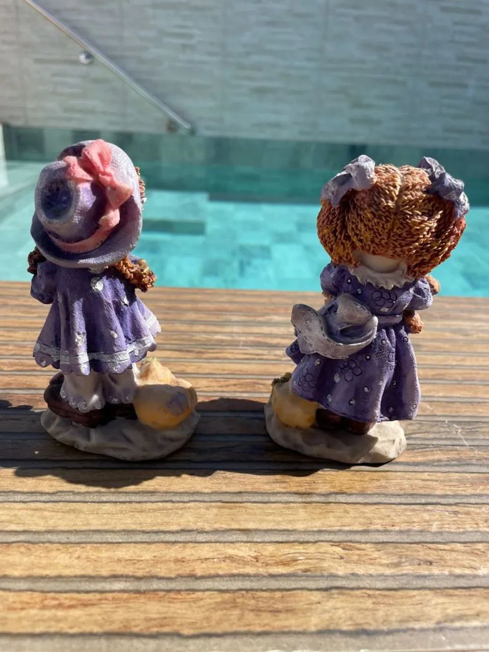 Par de Bonecas de Porcelana Colecionáveis - Foto 4
