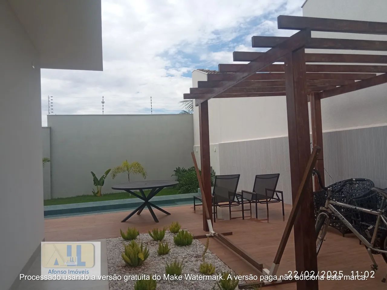Bela casa  com 3 suítes no centro de Mandaguaçu PR  - Foto 2