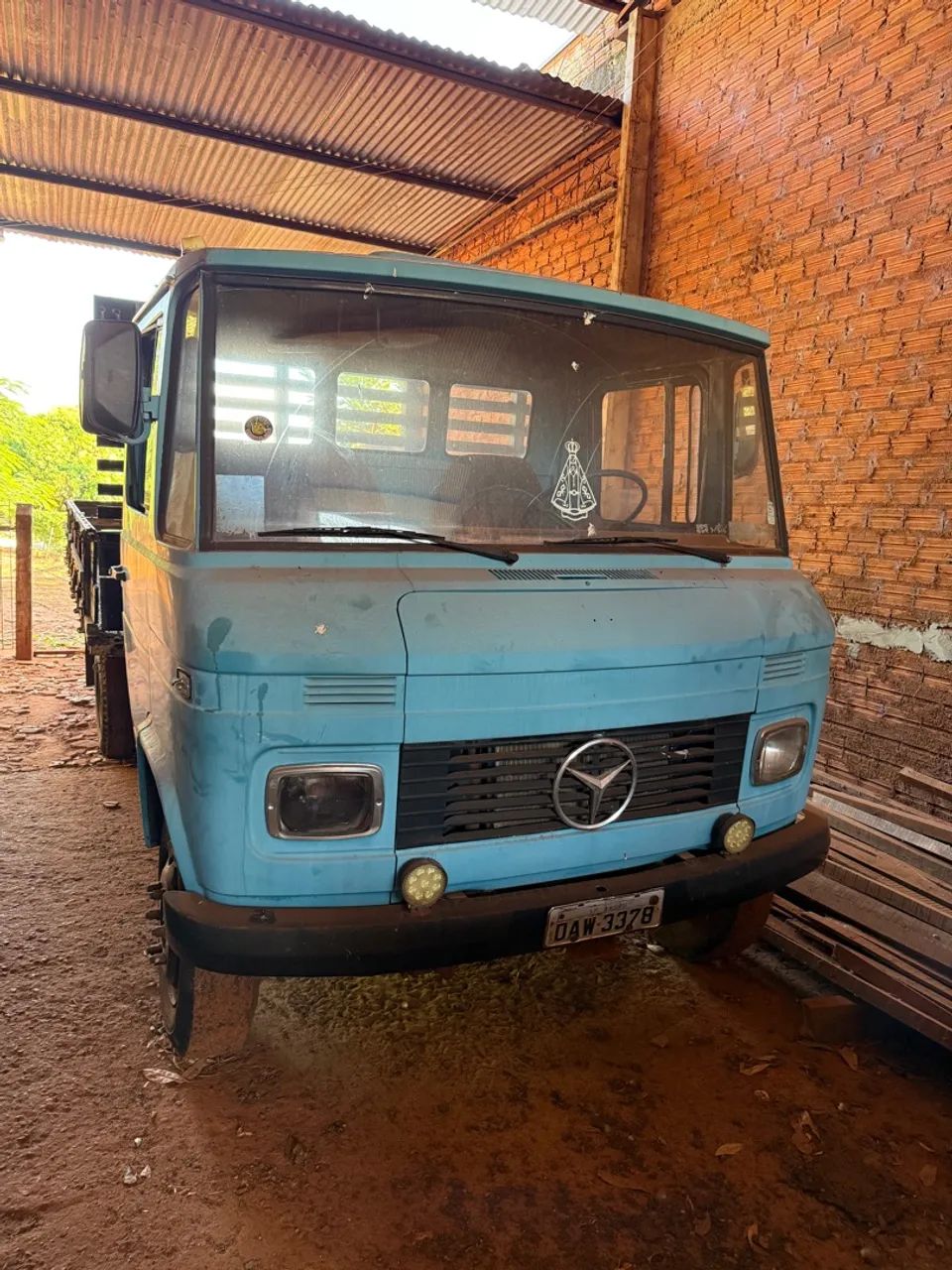 Mercedes-Benz 709 - Azul Clássico