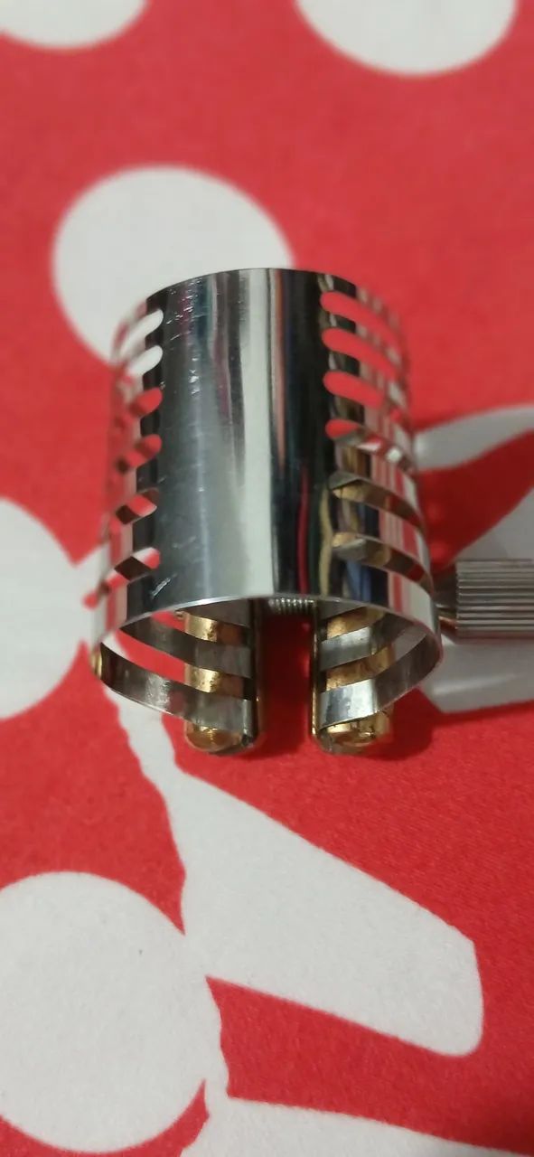 Abraçadeira boquilha de massa sax tenor nova  - Foto 5