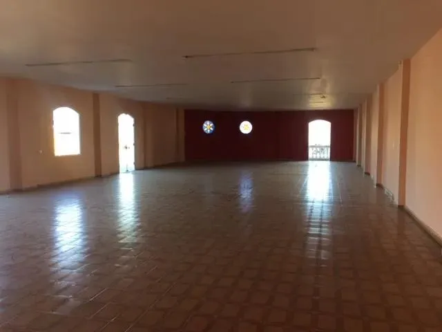Ponto comercial : / Comercial / Jardim da Luz