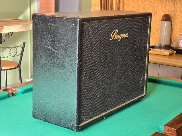 Caixa Bugera 2x12 V-BK - Foto 3
