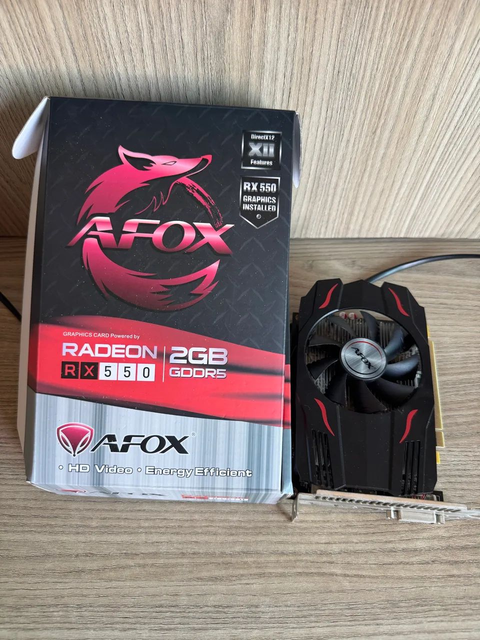 Vendo placa de vídeo para pc . Modelo RX550 , 2gb GDDR5