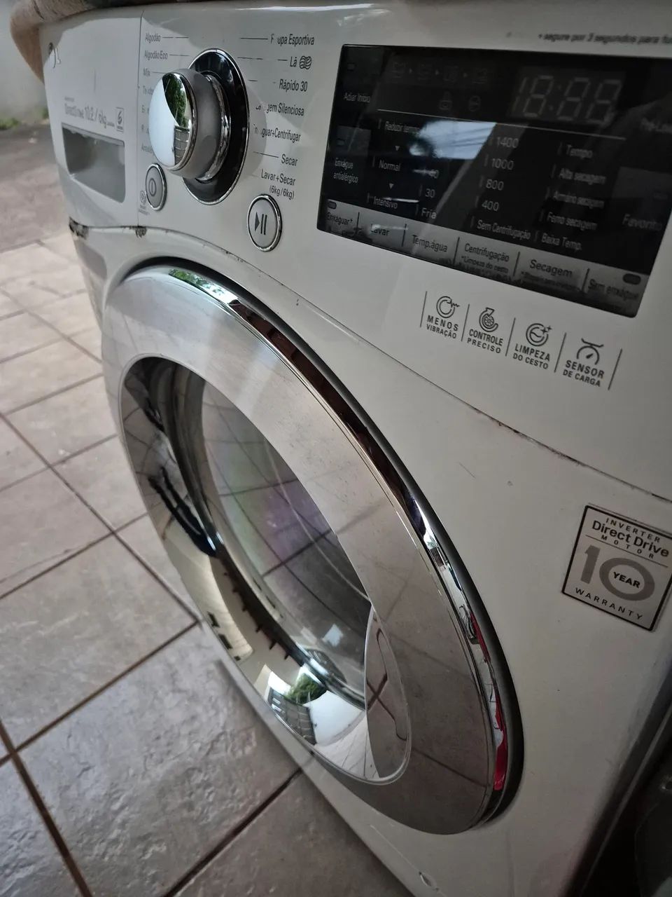 Máquina de Lavar LG 10kg - Direct Drive