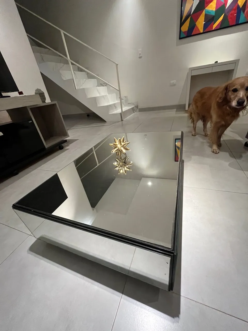 Mesa de Centro Espelhada com Design Moderno