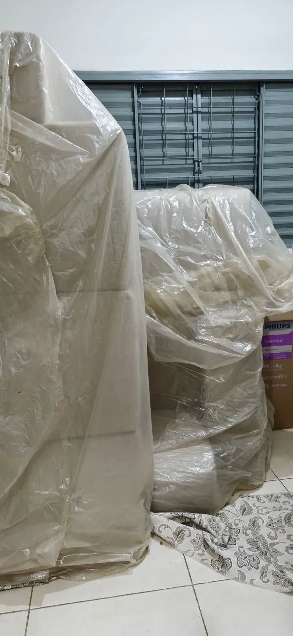 Sofá  novo impermeável  - Foto 3