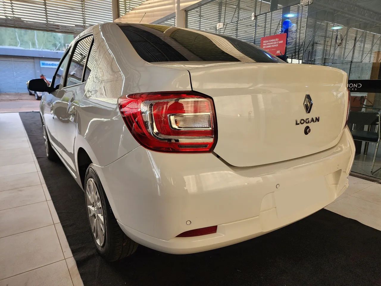 Logan Zen 2025 - Foto 4