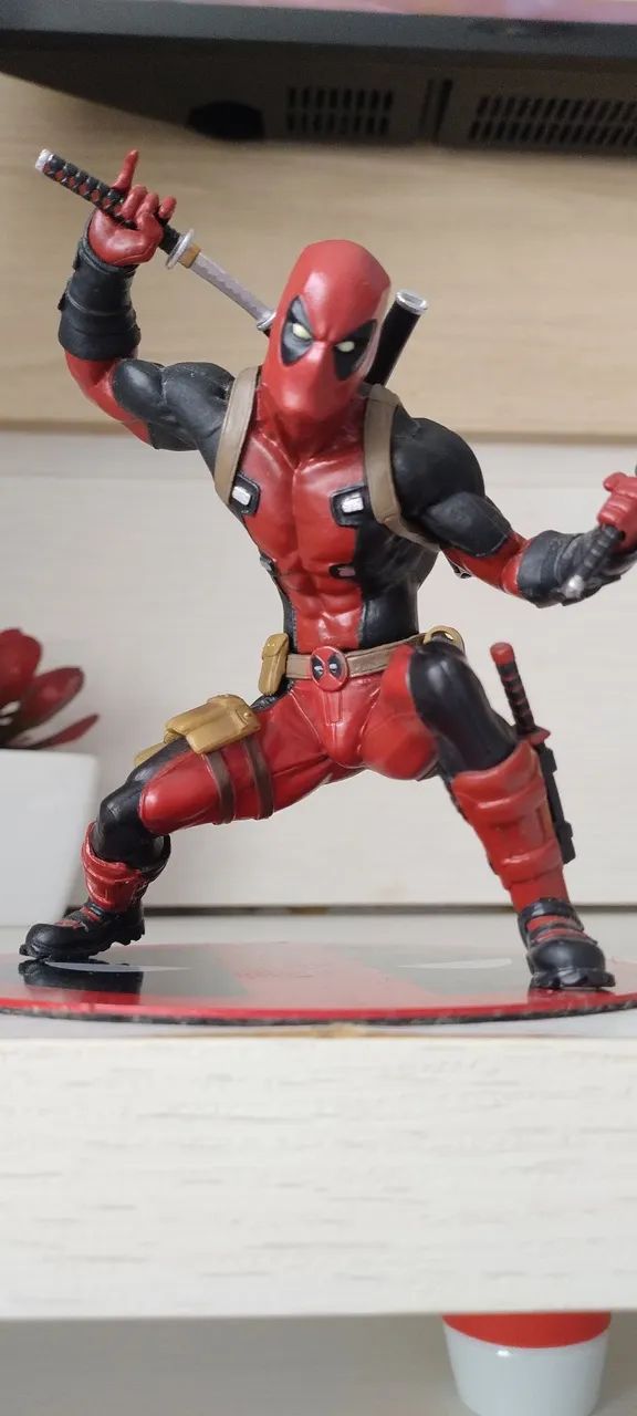 Estátua Deadpool - Kotobukiya MARVEL NOW!