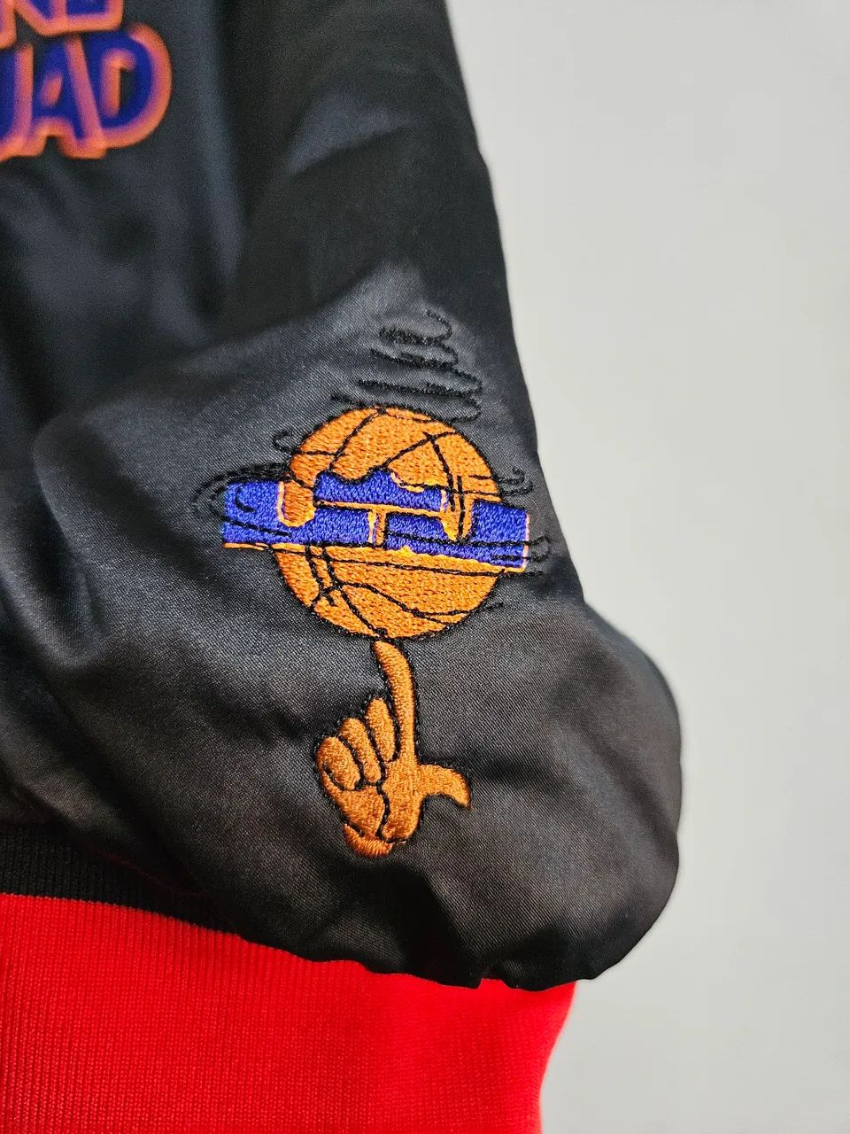 Jaqueta Nike Space Jam 2 LeBron James Tune Squad  - Foto 2