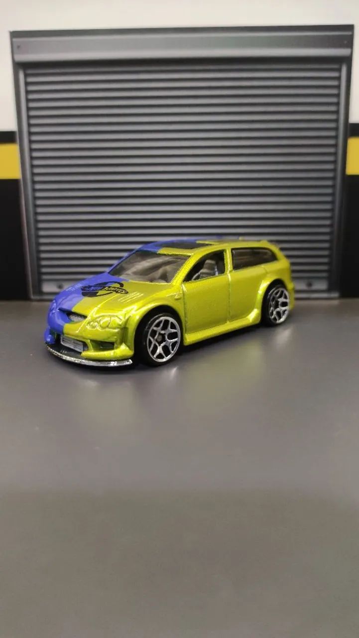 Audacious 2005 - hot wheels (five pack)
