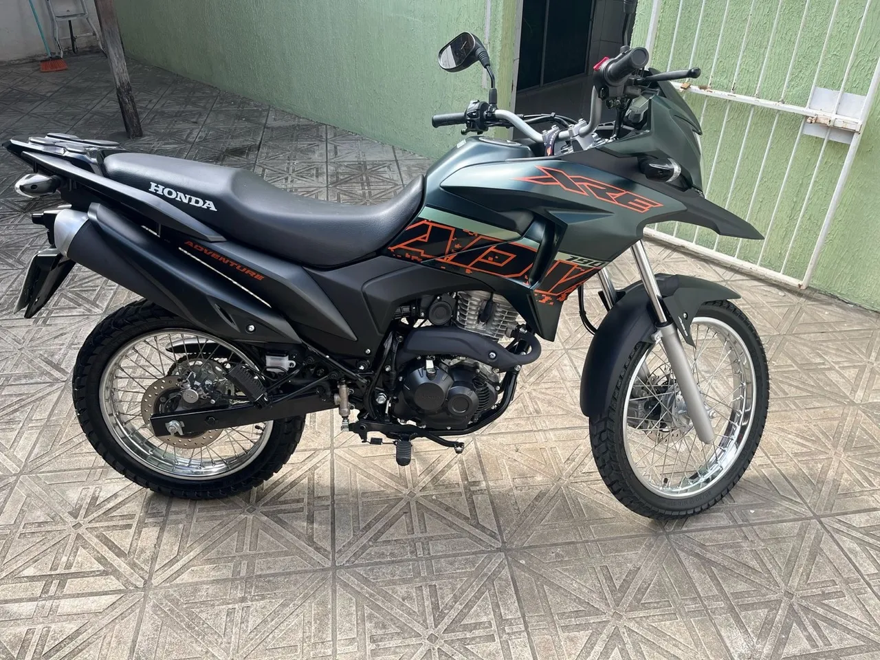 XRE 190 repasse consórcio 