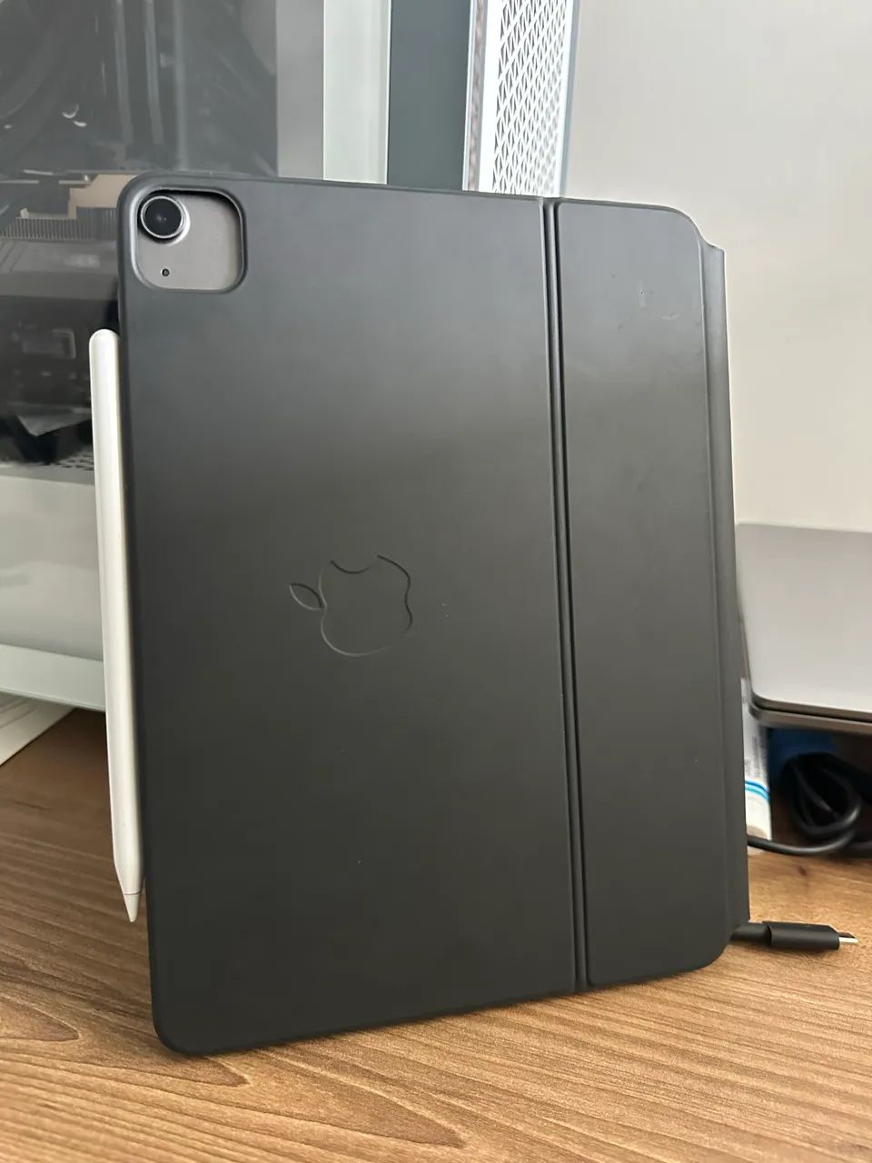 iPad Air 5ta Geração M1 + Apple Pencil + Magic Keyboard - Tablets