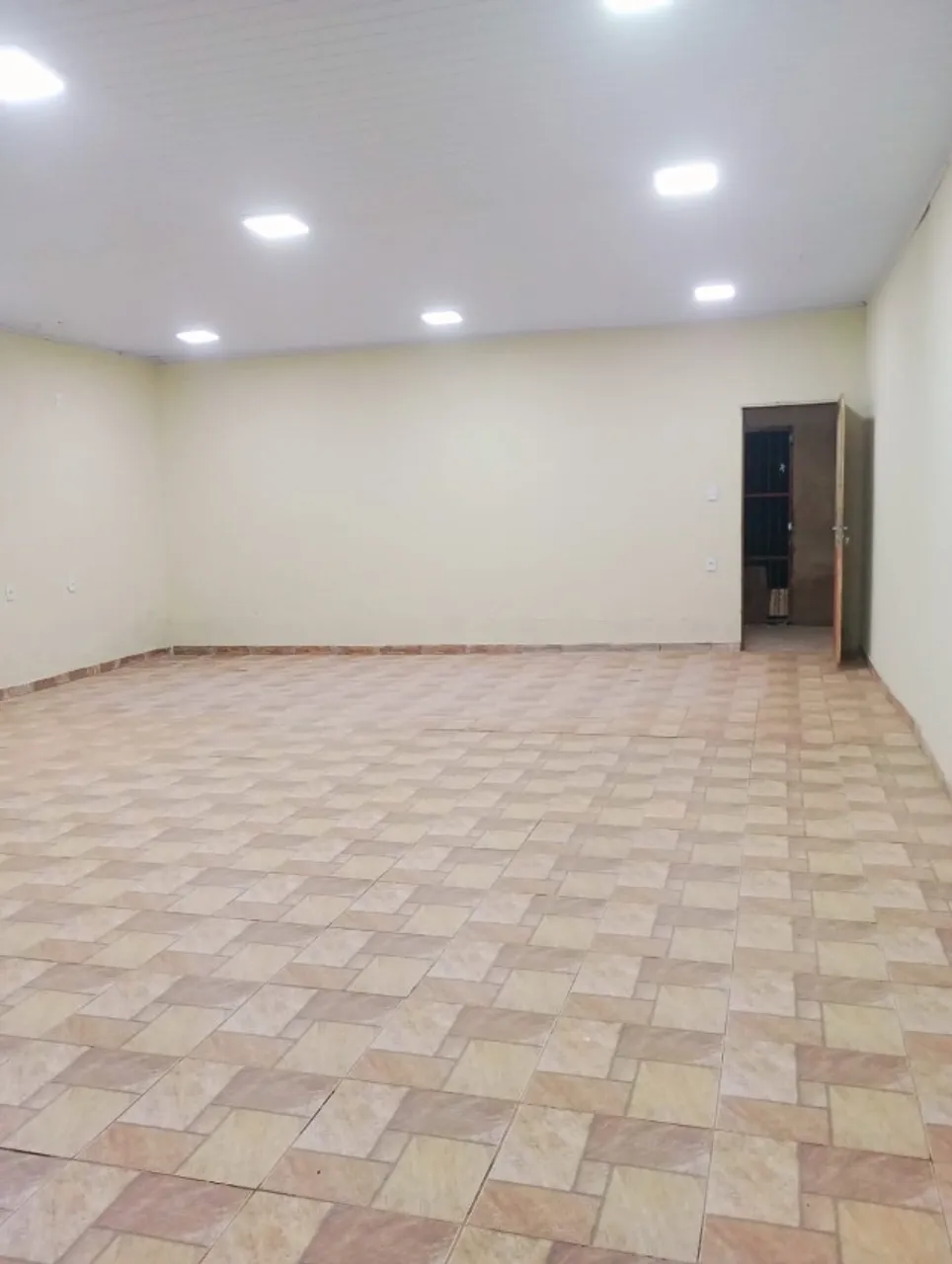 Alugo ponto comercial