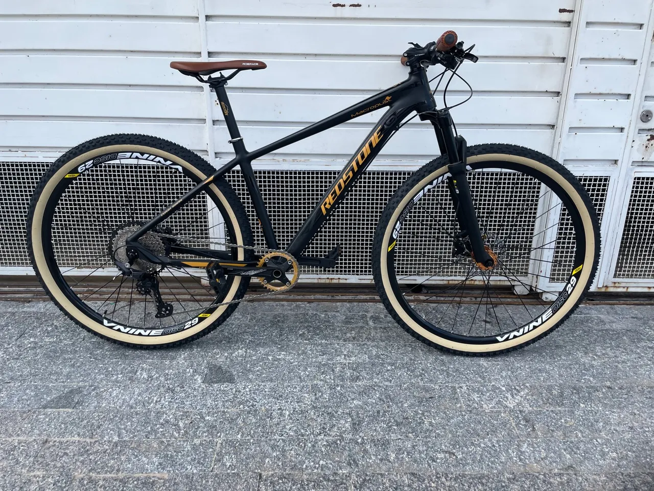 Bicicleta de montanha Redstone Macropus Deore MTB aro 29
