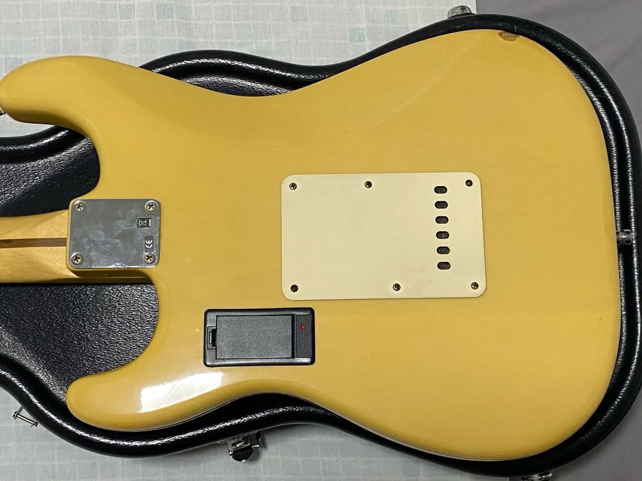 Guitarra Fender Stratocaster - Foto 5