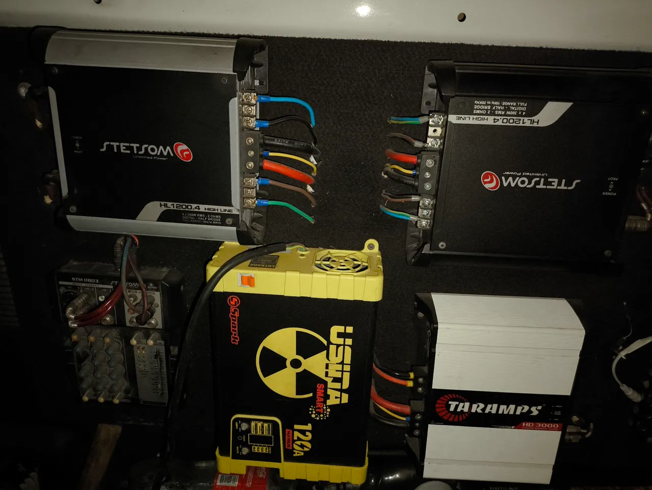 Som Automotivo Completo - Amplificadores e Acessórios