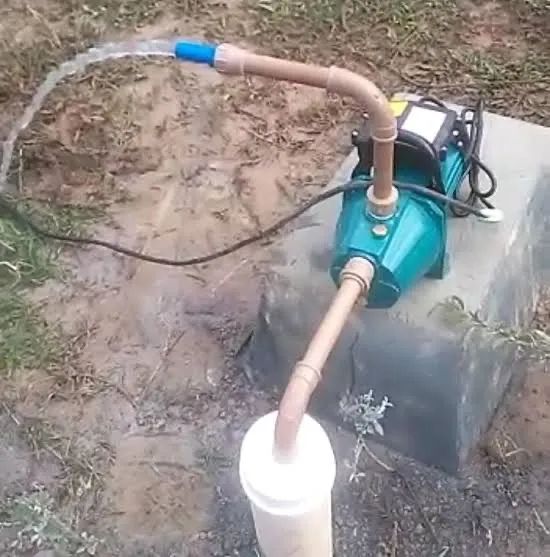 Conserto de bomba de agua 