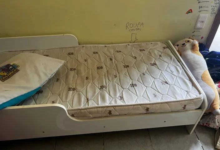 Cama Trolls e colchão infantil - Foto 2