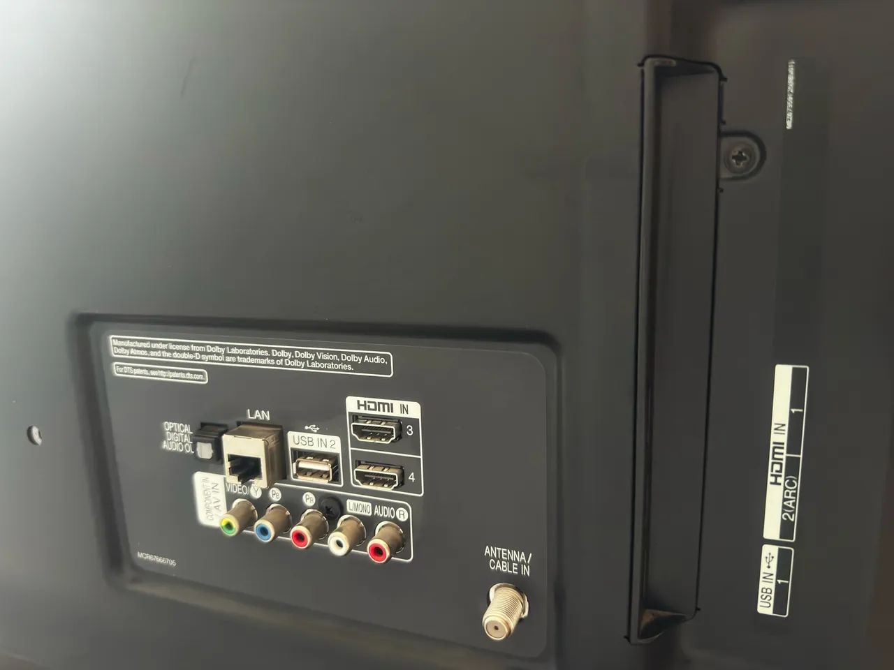 TV 43 LG 4K SMART 43UM7510PSB - Usada - Foto 4