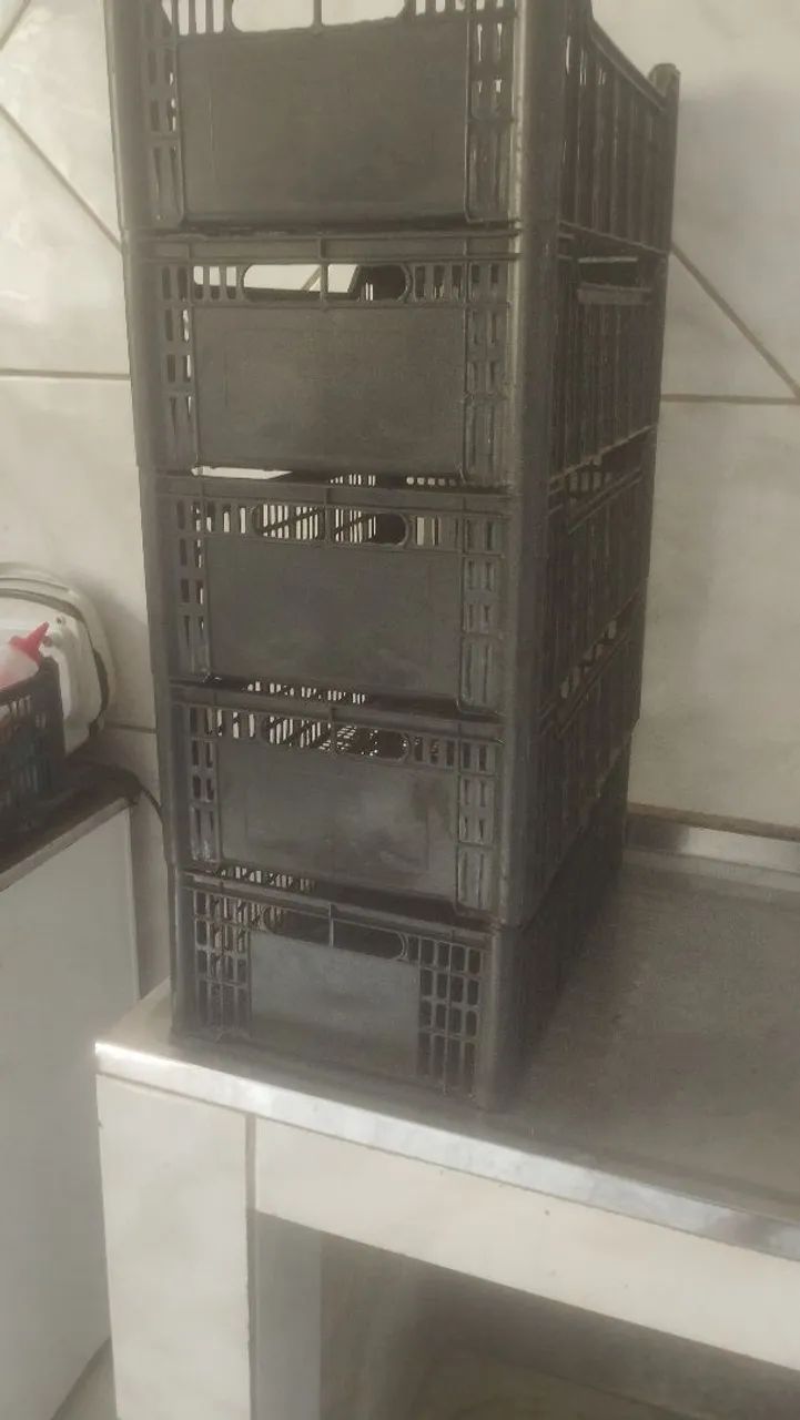 Vende-se caixas de plástico  - Foto 2