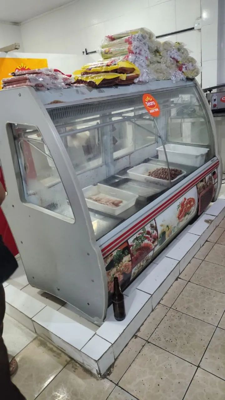 Balcão Gelopar tendal de 2 m, 220 volts.