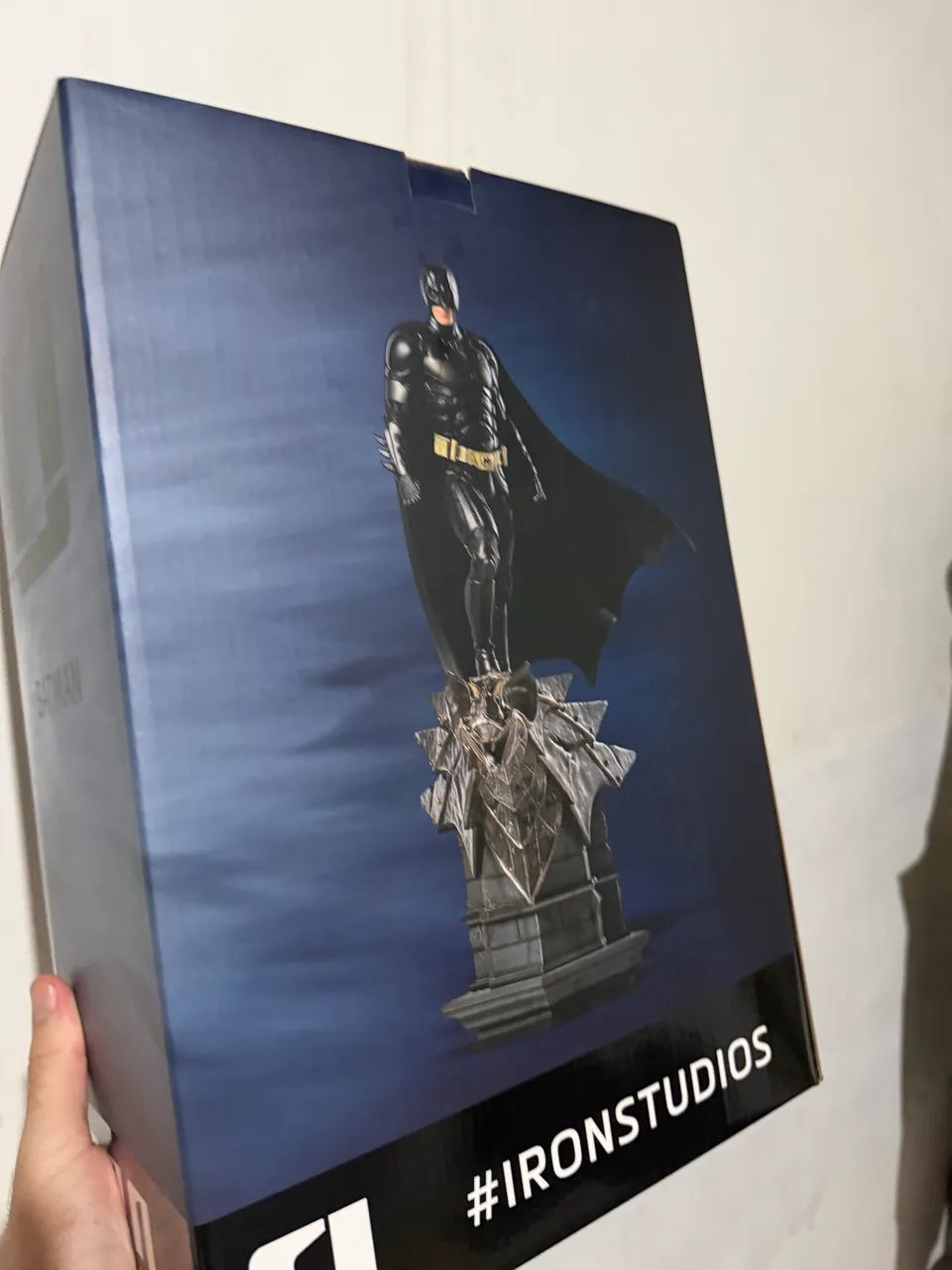 Estátua Batmam (IRON STUDIOS) - Foto 2