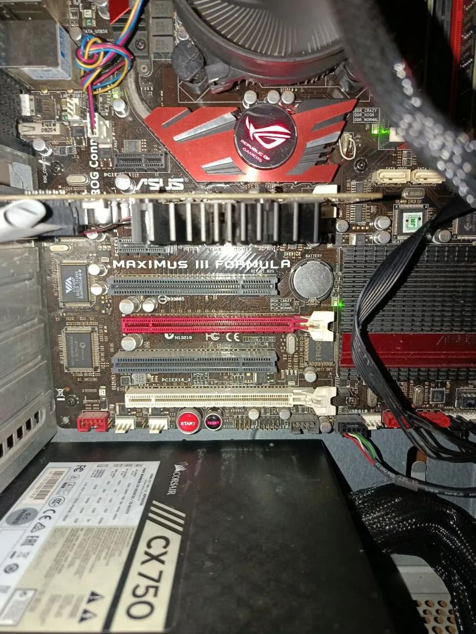 Gabinete e placa mãe Asus Maximus formula III  - Foto 4