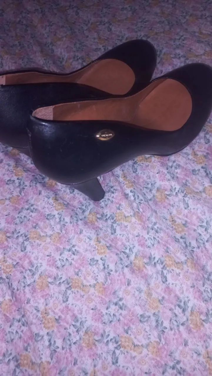 Vendo sapato