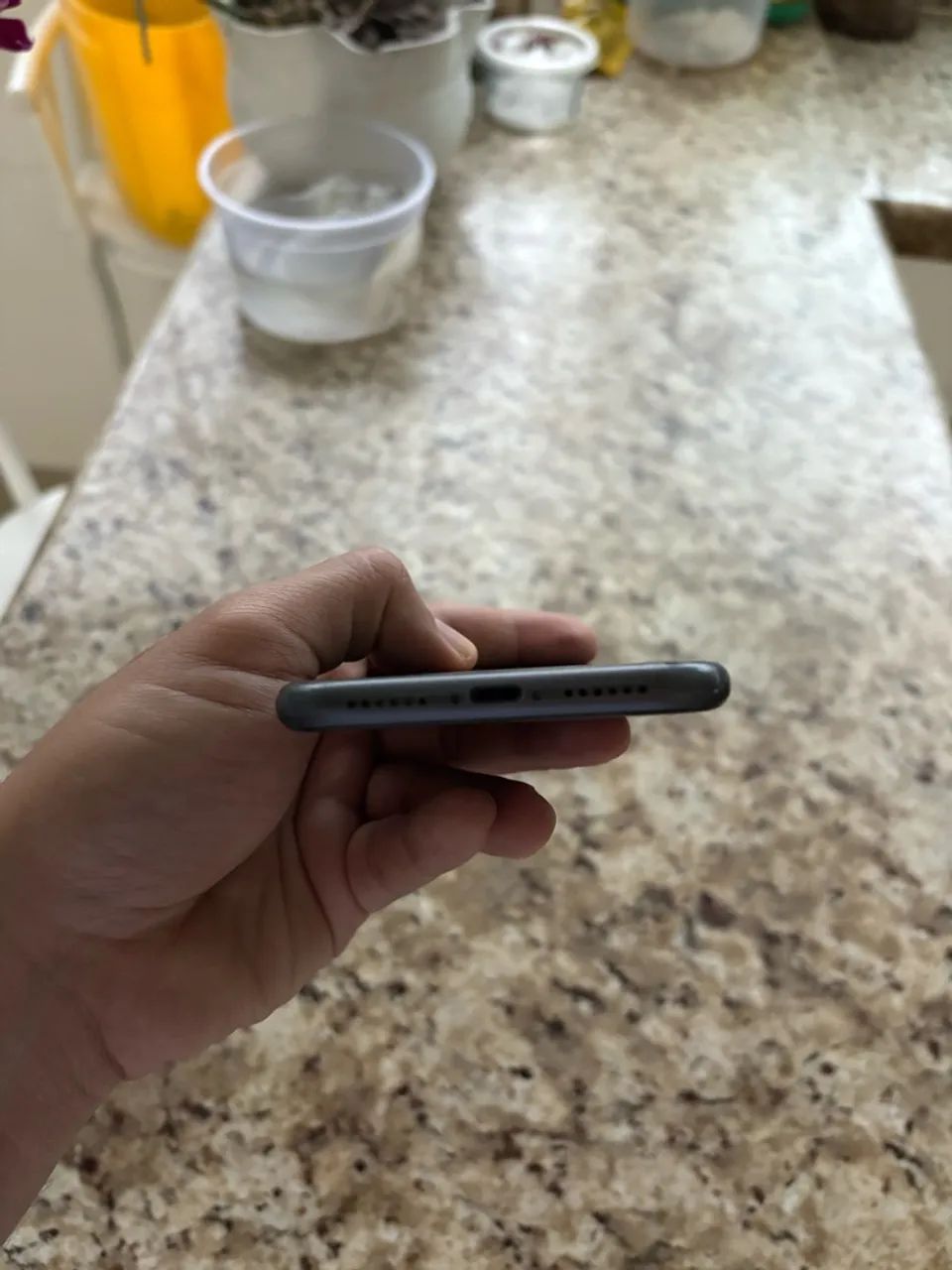 ? iPhone 11 Preto - Bem Conservado - Bateria 73% - Foto 4