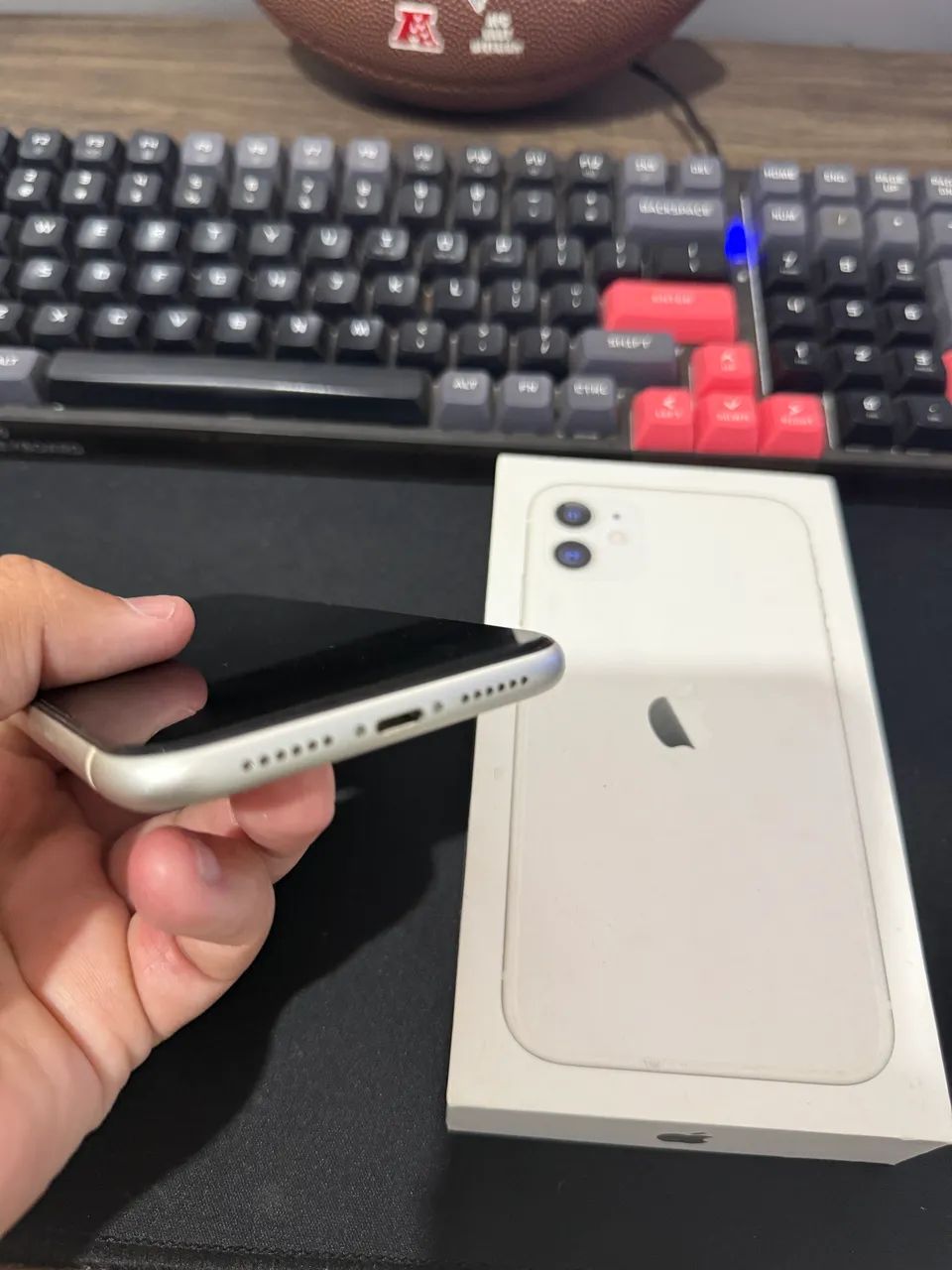 iPhone 11 64Gb Branco - Foto 4