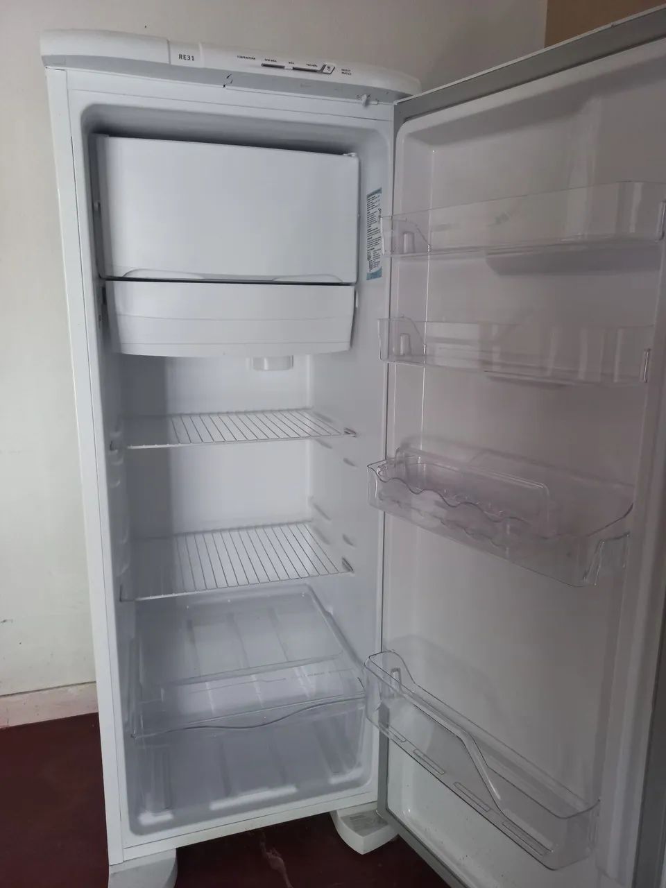 Geladeira Seminova  - Foto 2