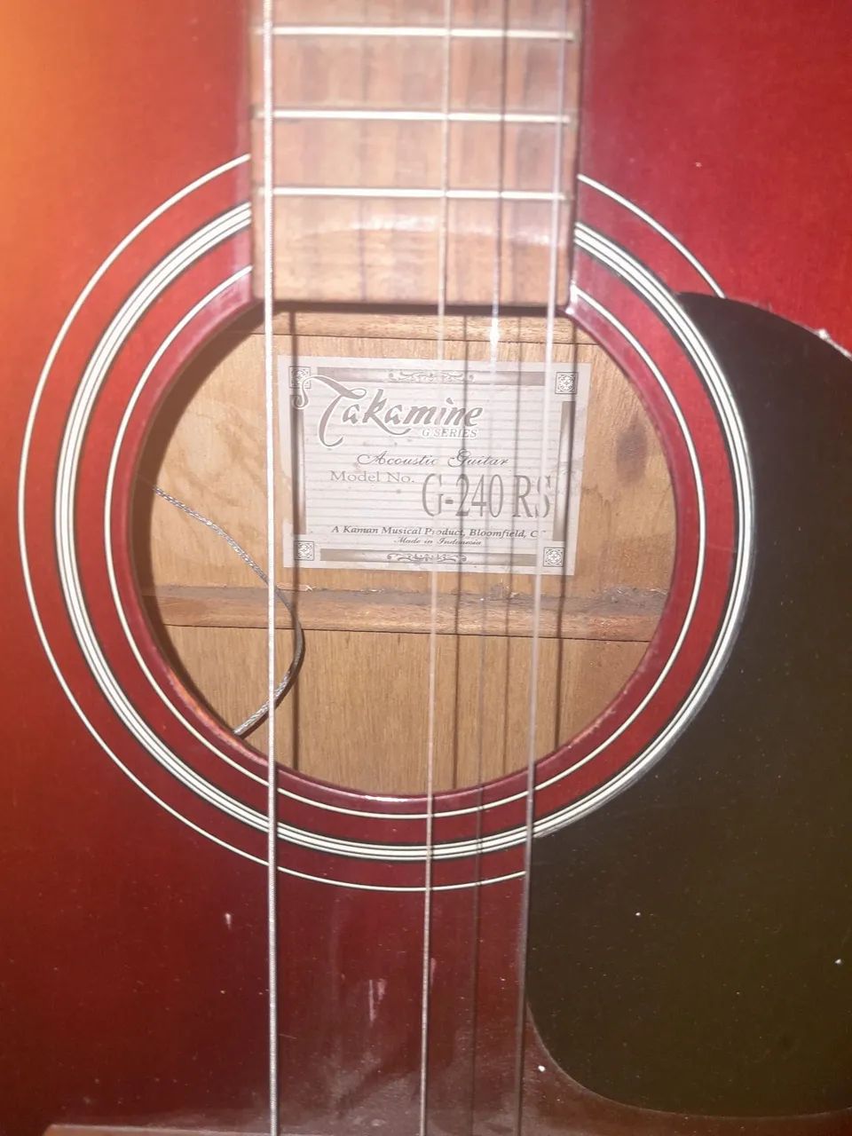 Vendo violão. Takamini 