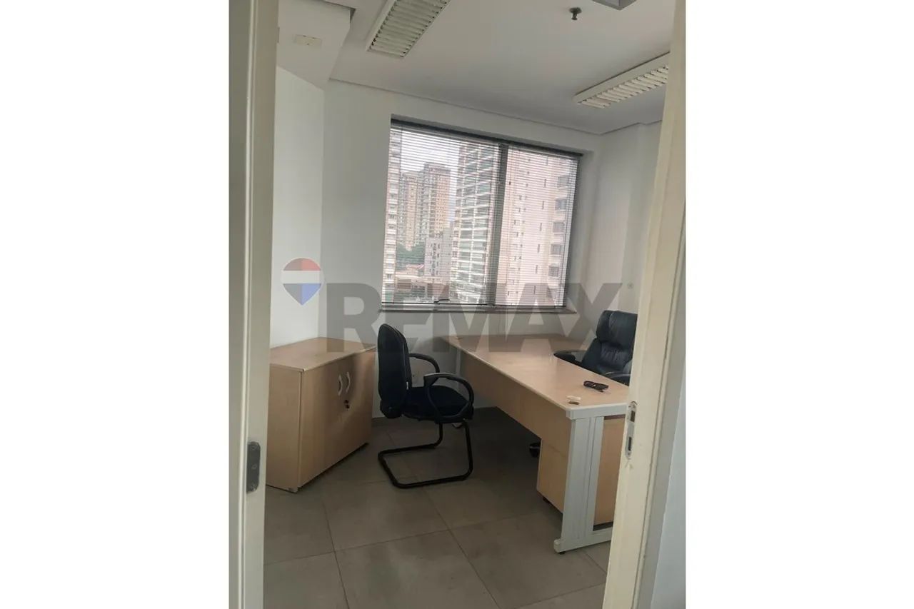 Sala Comercial Mobiliada 35m² para Locação na Rua Clélia com 1 Vaga - Foto 4