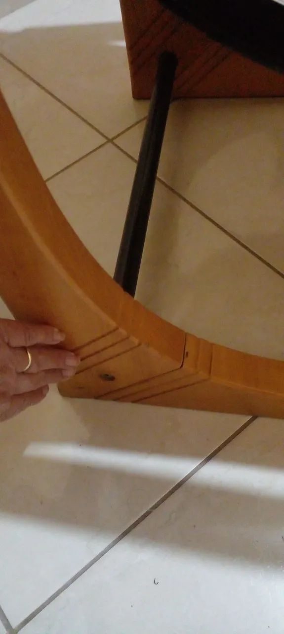 Jogo de poltronas 3 peças exelente estado  - Foto 5