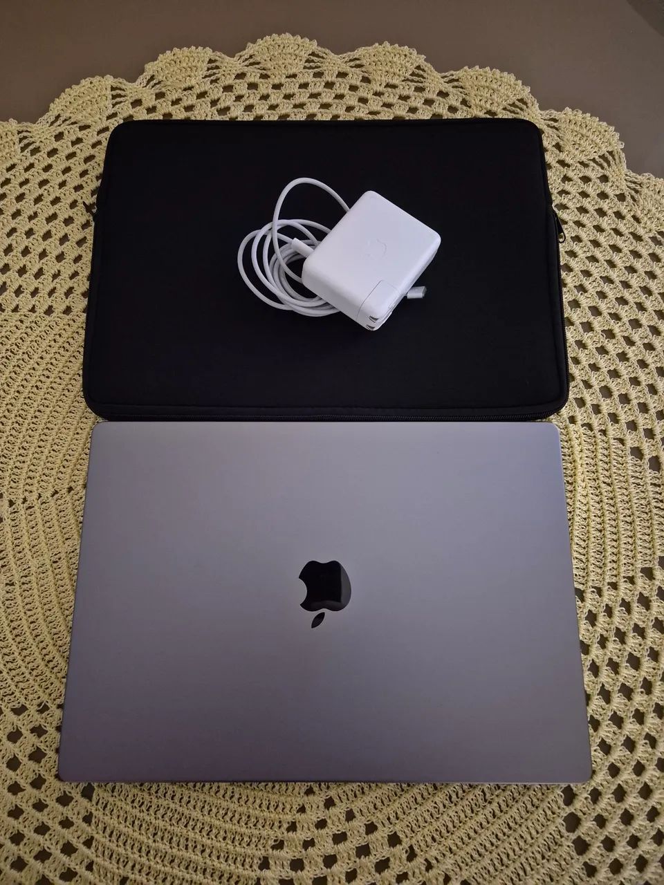 Apple MacBook Pro 16