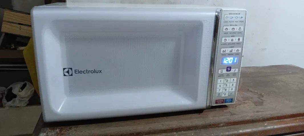 Microondas eletrolux 34 litros - Foto 4