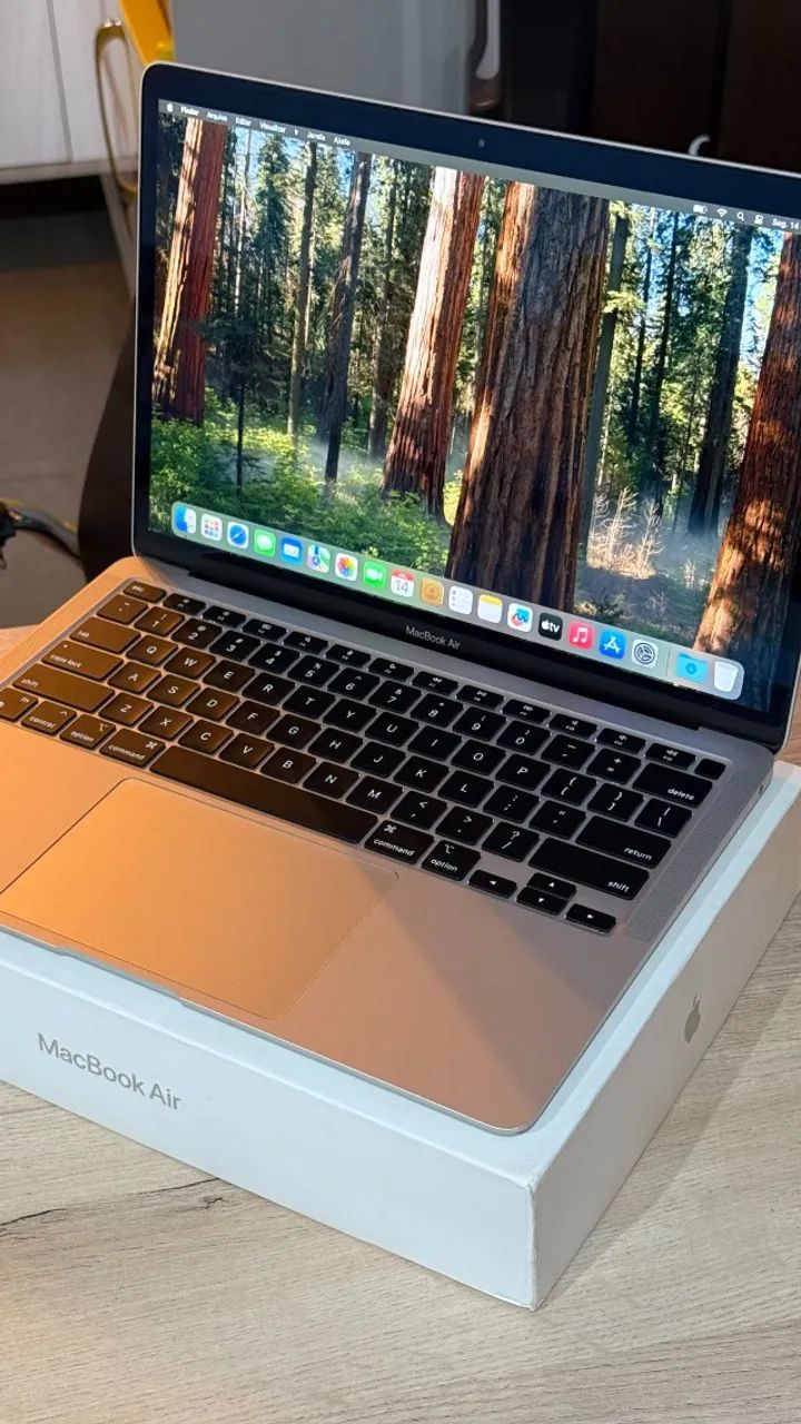 MacBook Air M1 2020 | 256GB SSD | 8GB Ram - Saúde da bateria 93