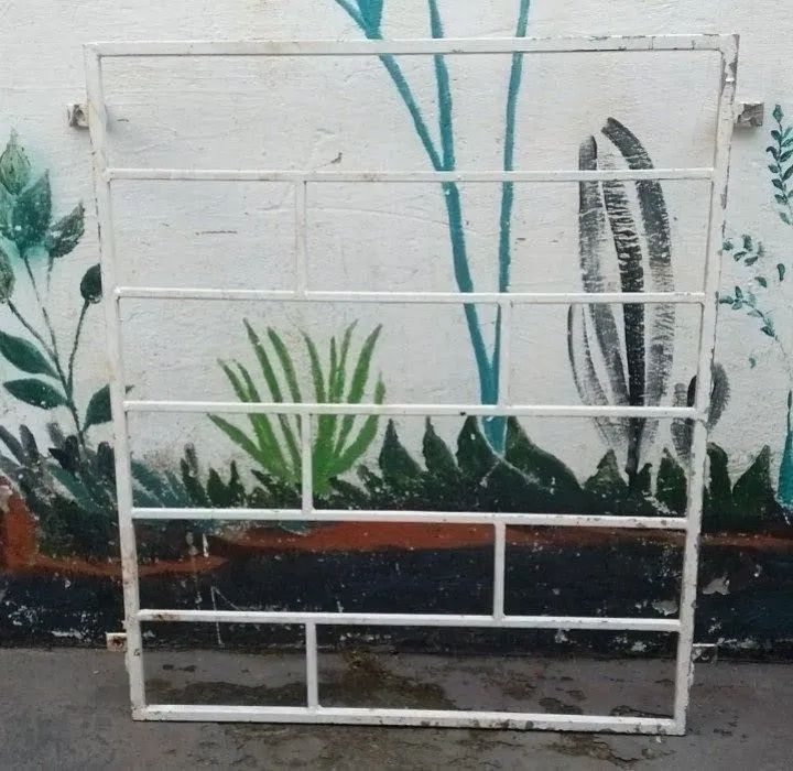 Grade de ferro 