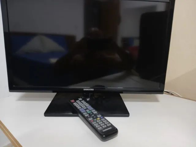 TV Samsung 24"