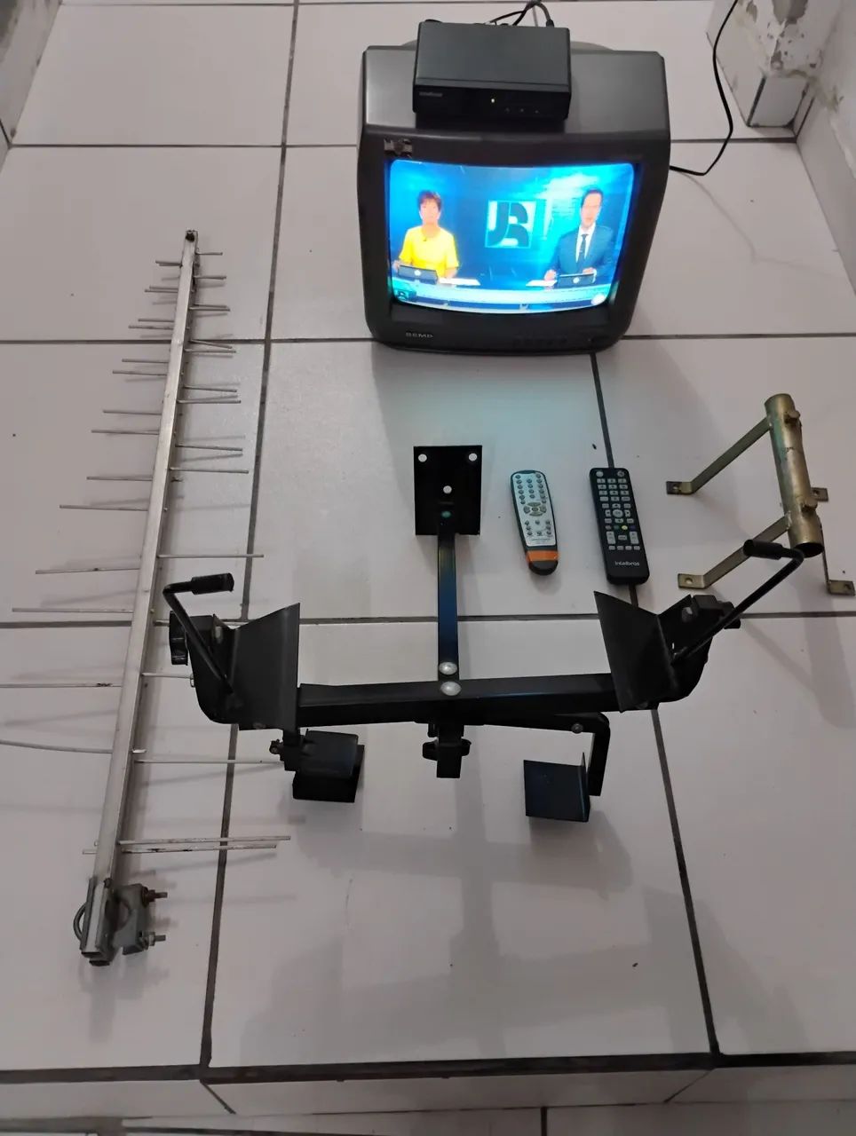 Tv 14 polegadas  - Foto 4