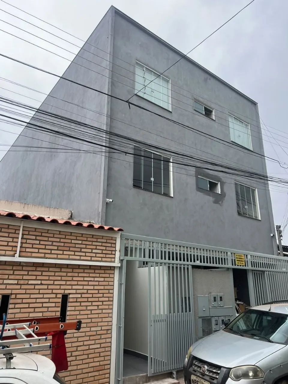 Alugo Apartamento 02 quartos Candangolândia 