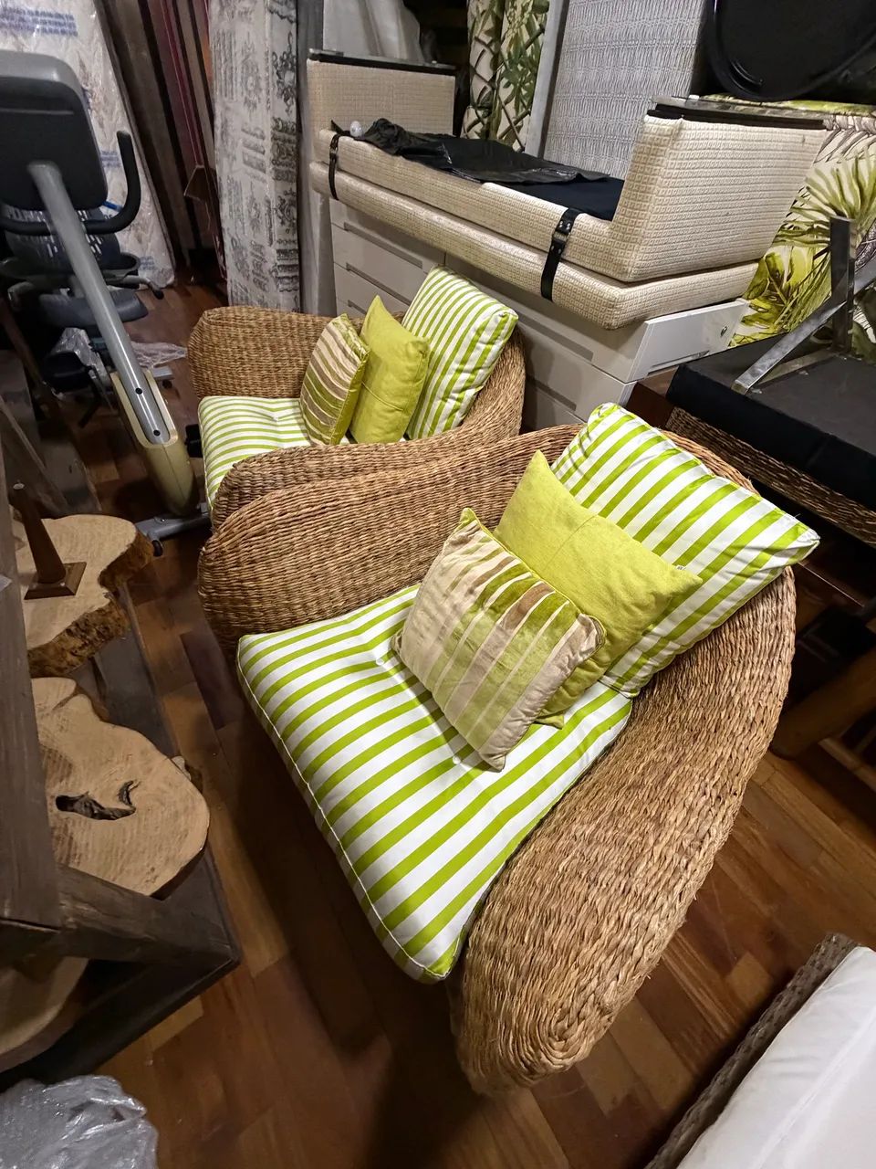 Conjunto de poltronas de vime alto padrão - Foto 3