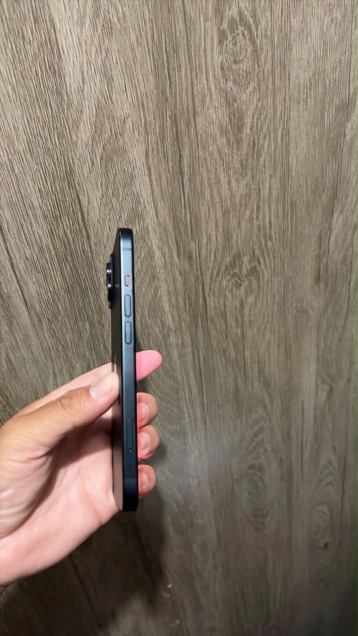 iPhone 15 256GB Preto Todo original, iCloud livre, com carregador e capa, levo - Foto 4
