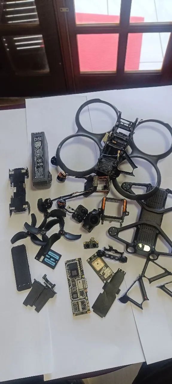 Drone avata 2 peças 