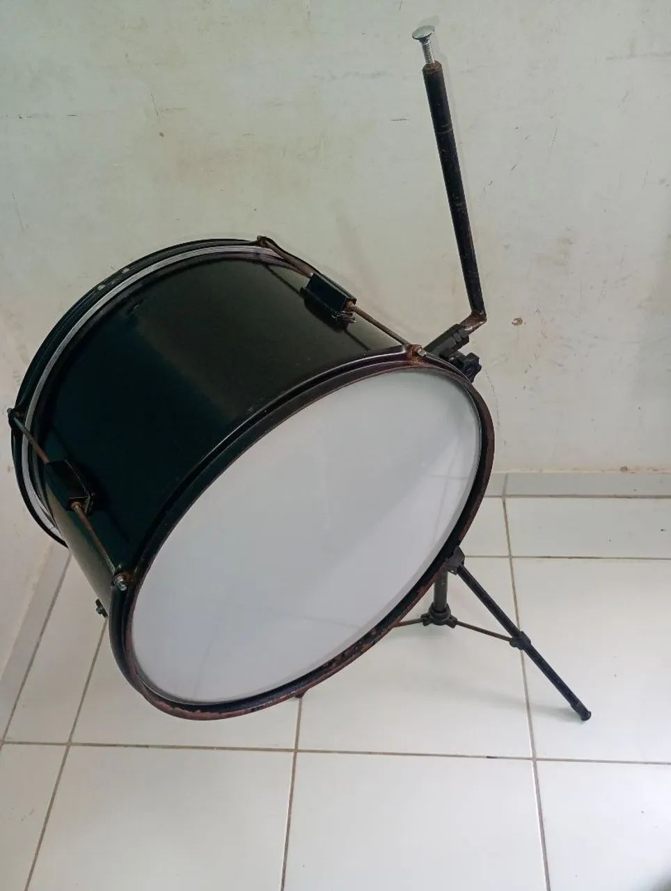 Surdo 16x10" Polegadas, Com Pele Batedeira e Pele Resposta, 4 Afinações 