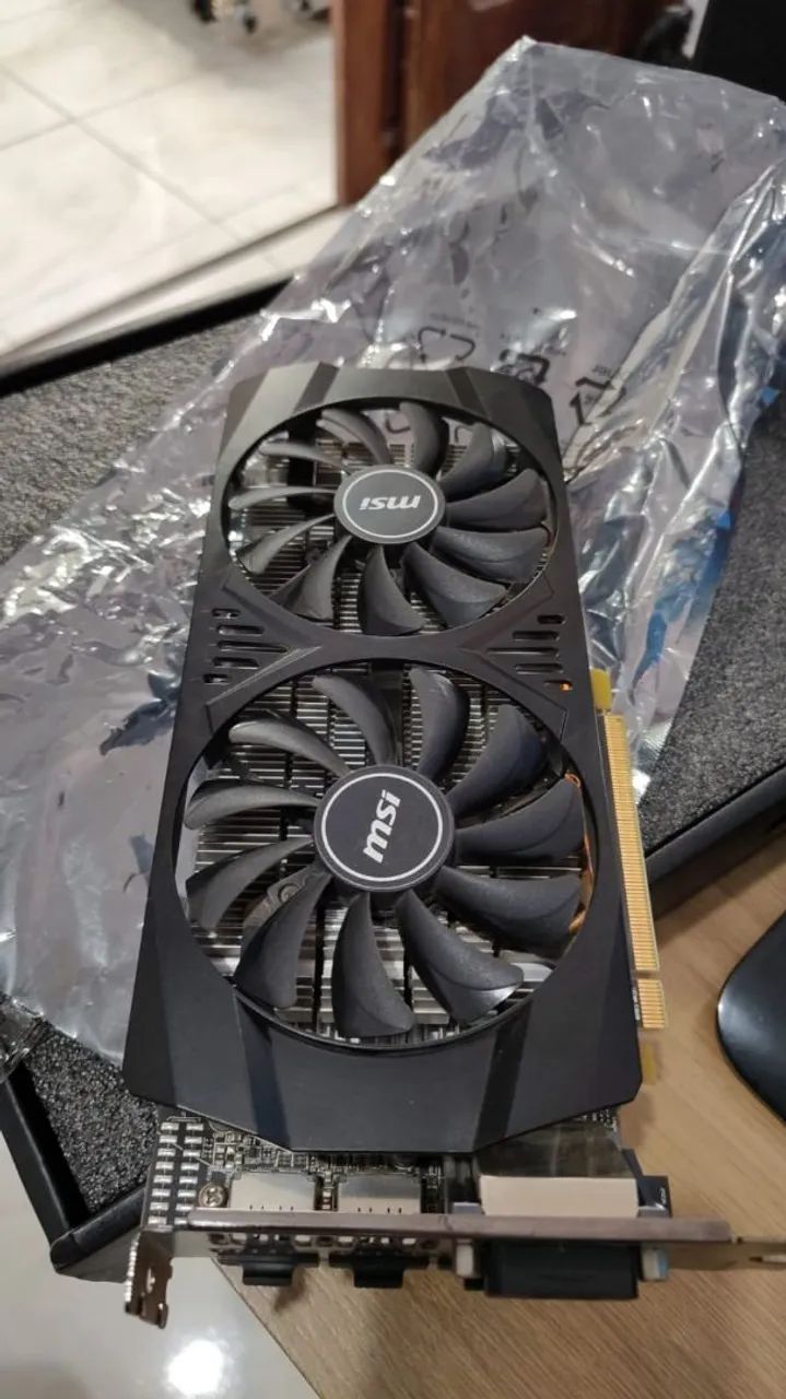Placa de Vídeo MSI RX 570 8GB - Semi nova, Funcionando Perfeitamente + Caixa - Foto 5