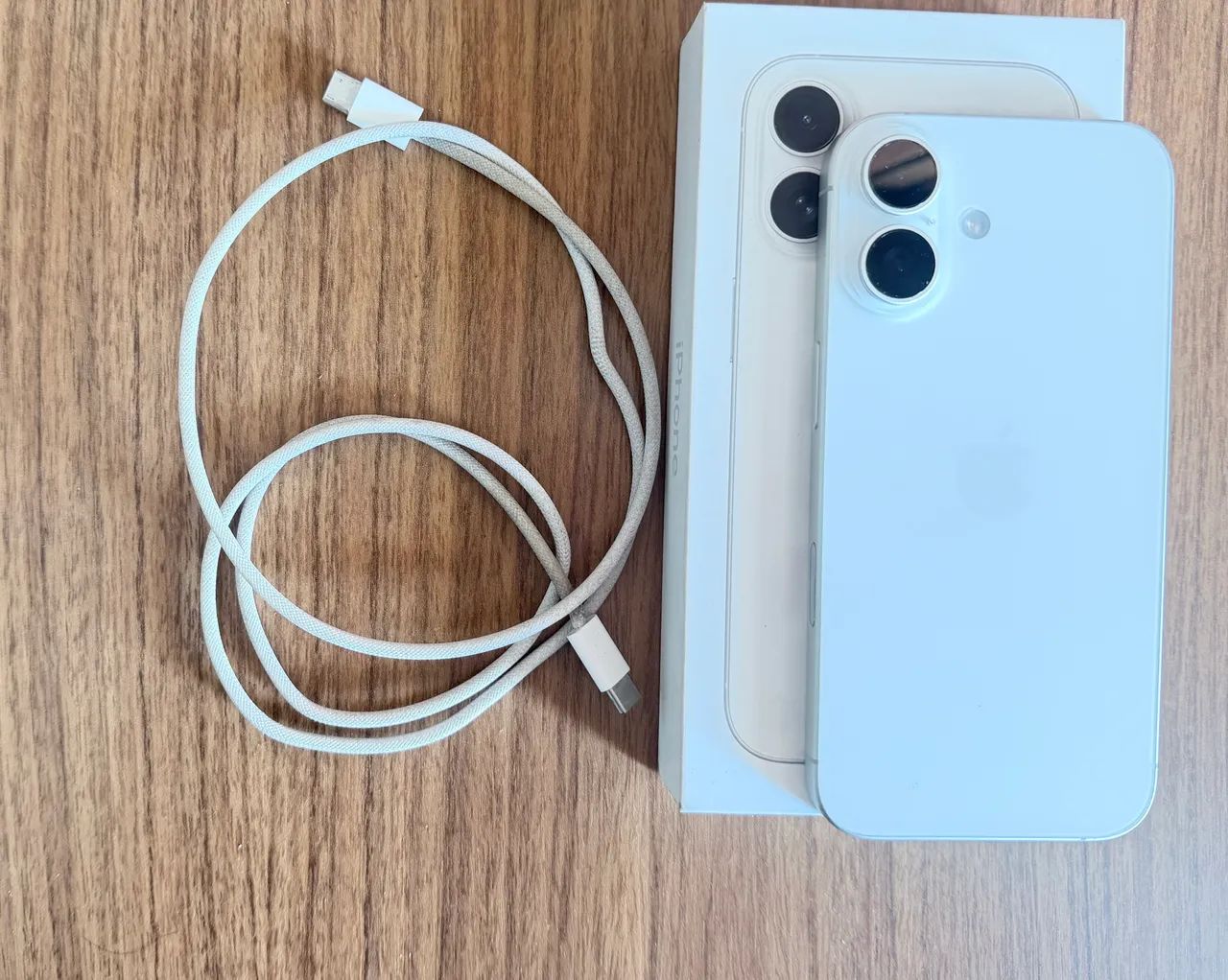 YPHONE 16