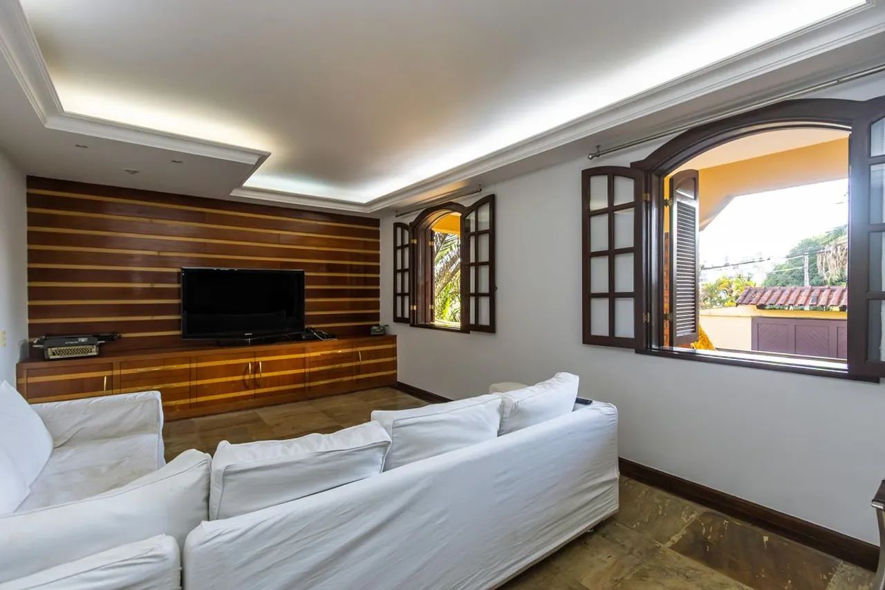 Casa à Venda - São Luíz, 4 Quartos, 680 m2