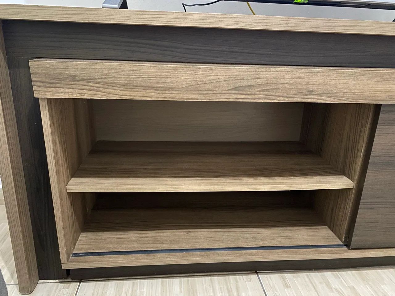 rack para tv moderno - amadeirado com porta de correr - Foto 5