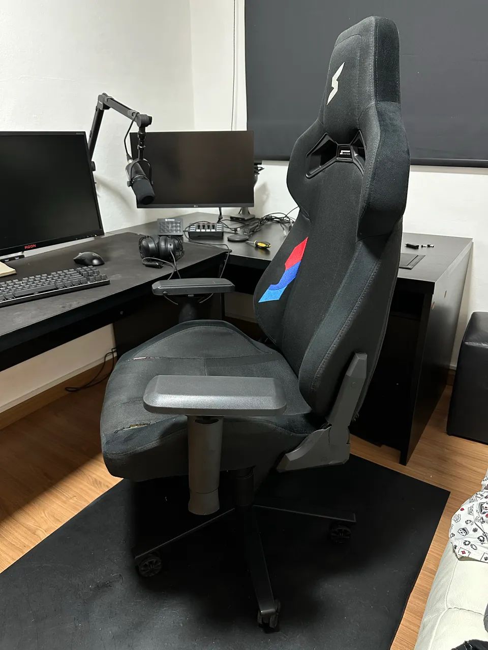 Cadeira Gamer SuperFrame Carbon, Reclinável, Tecido, 4D - Foto 2